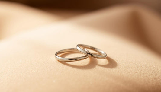Anillos de compromiso en plata: elegancia y accesibilidad en Bodhana - BODHANA