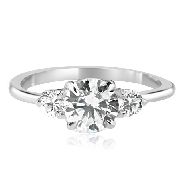 1 ct anillo de compromiso montura diamantes laterales en plata fina 925 con Diamante de Laboratorio - BODHANA