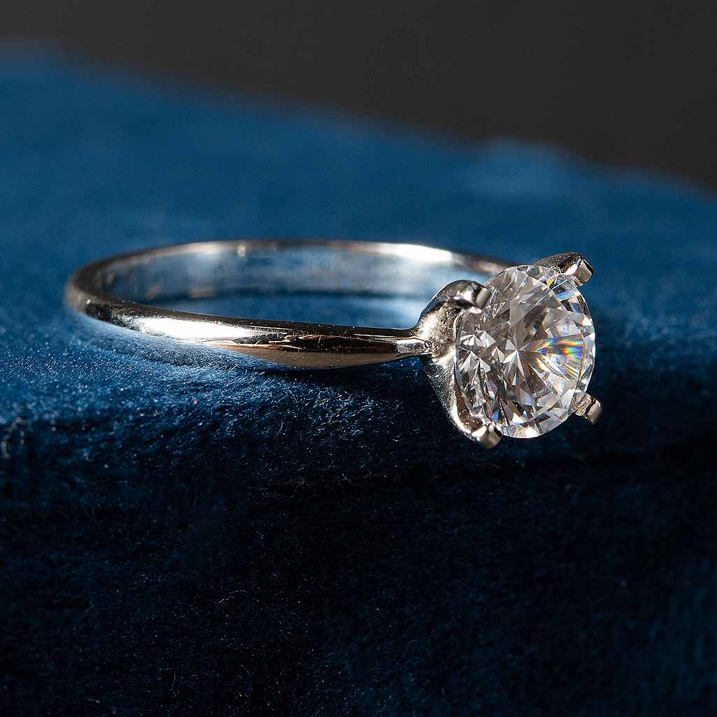 1 ct anillo de compromiso solitario moño en plata fina 925 con Diamante de Laboratorio - BODHANA