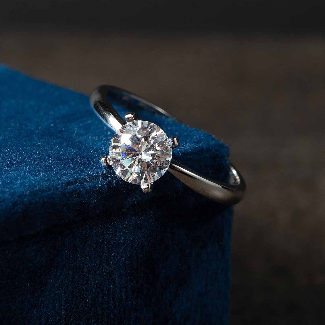 1 ct anillo de compromiso solitario moño en plata fina 925 con Diamante de Laboratorio - BODHANA