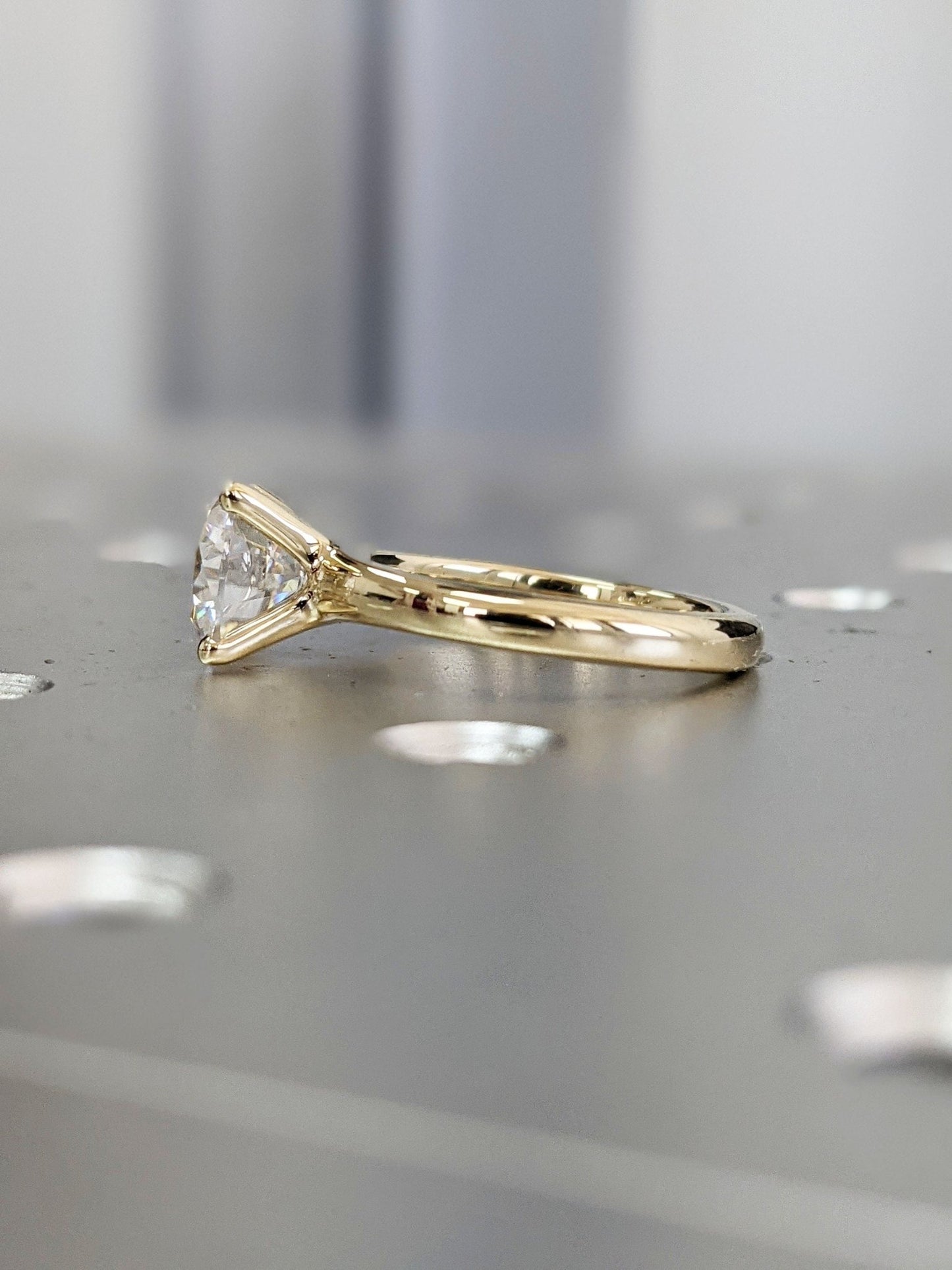 2.5 ct Anillo de compromiso con diamante redondo oro 14k - BODHANA