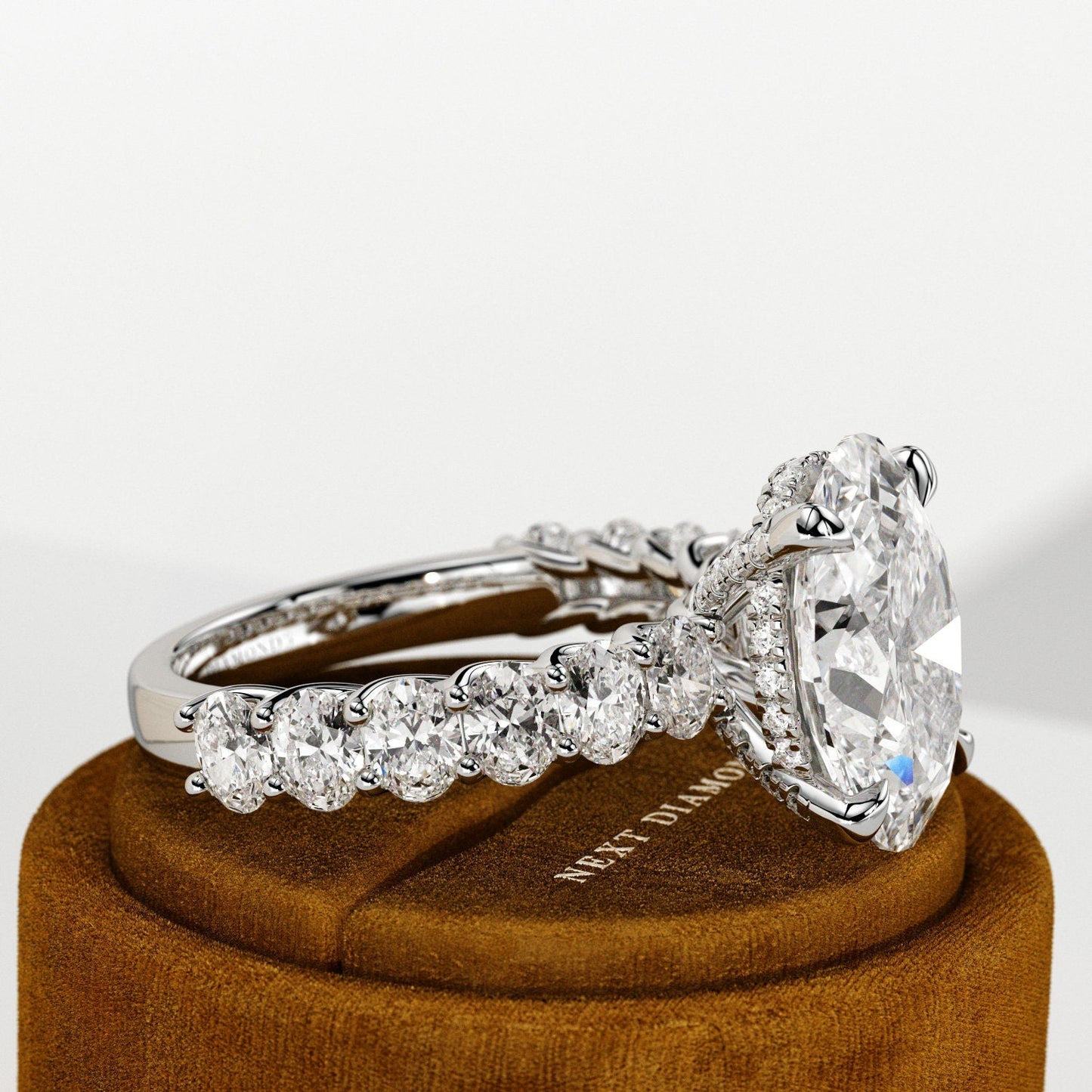 5 ct Anillo de compromiso con diamante Ovalado Oro 14K - BODHANA