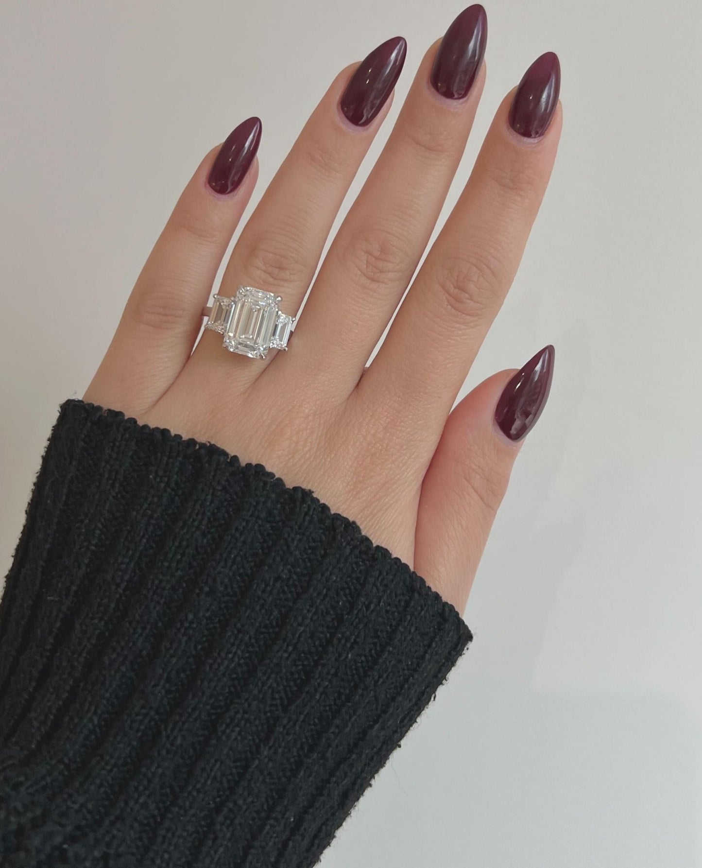 6 ct Anillo de compromiso con diamante Corte esmeralda Oro 14k - BODHANA