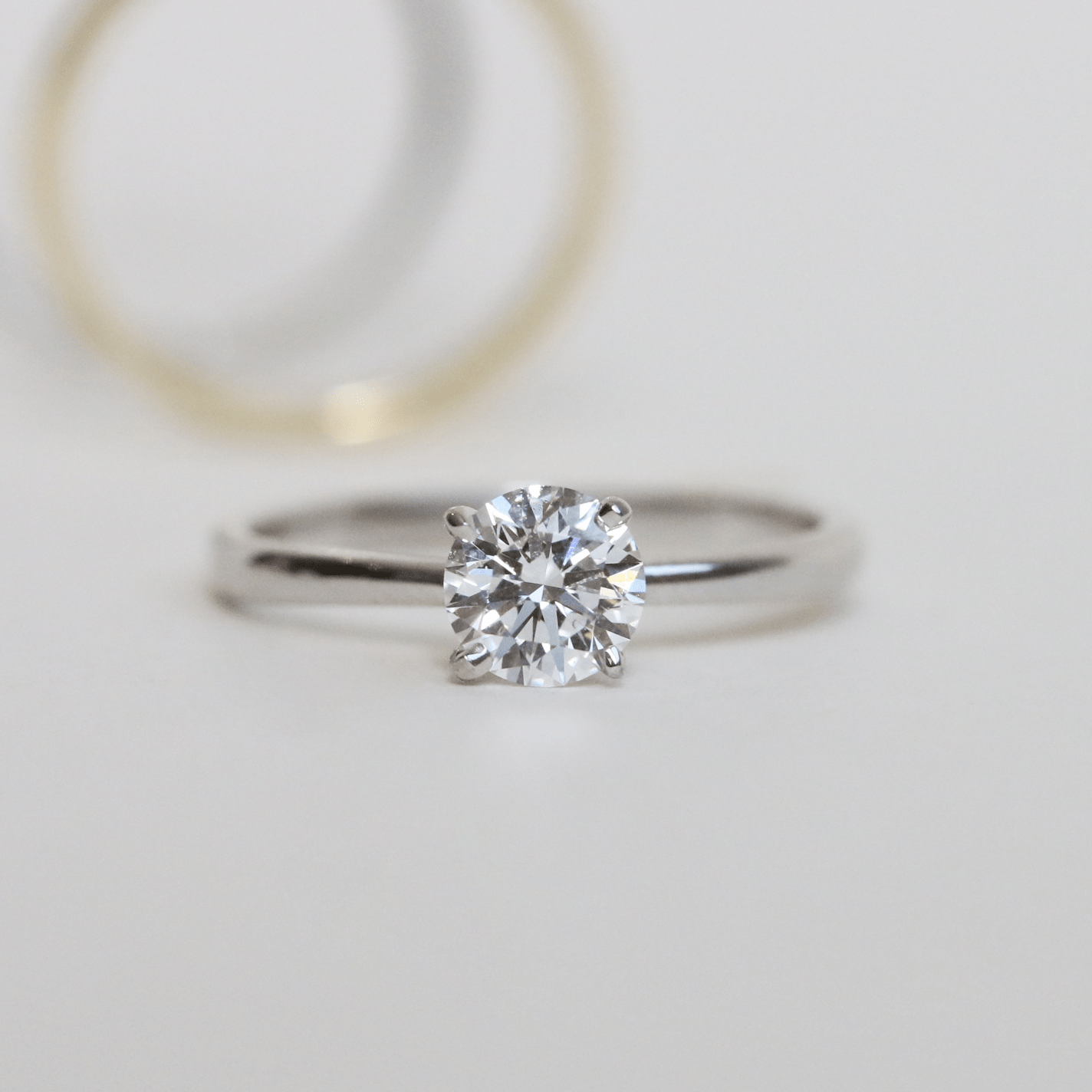 Anillo de Compromiso en Plata con Diamante 0.30 ct - BODHANA