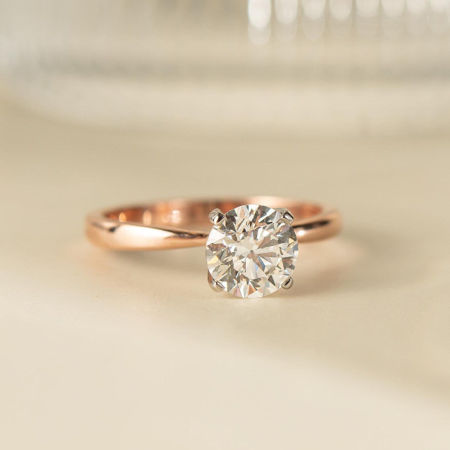 1.00 ct Anillo de compromiso con diamante Redondo Oro blanco - BODHANA