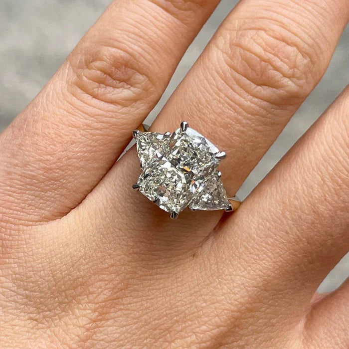 6 ct Anillo de compromiso con diamante Corte Radiante Oro 14k
