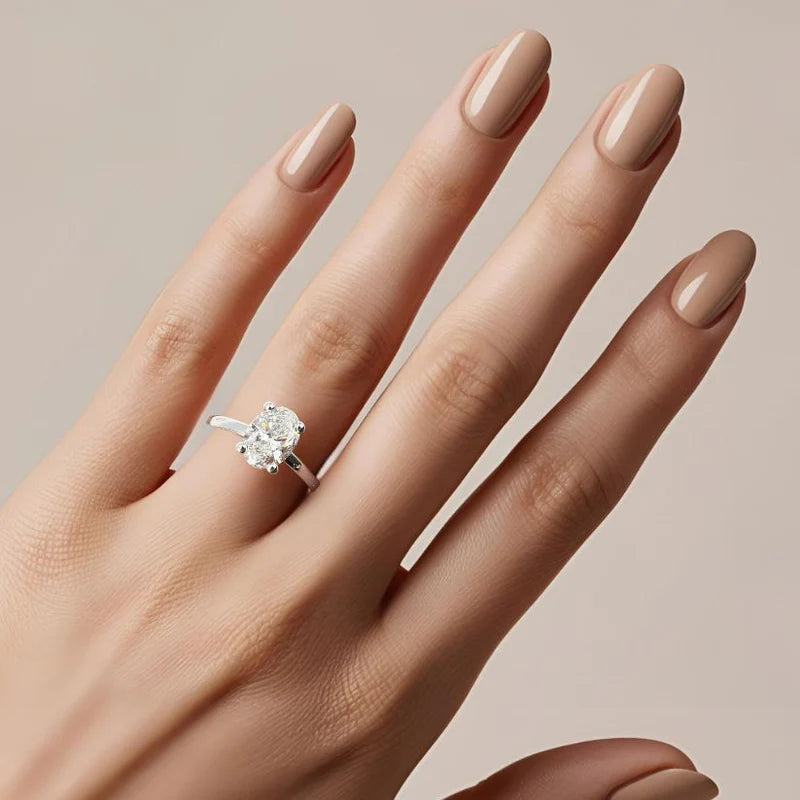4 ct Anillo de compromiso con diamante Cojín Oro 14k