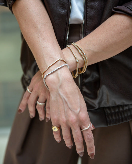 Pulsera Tenis con Diamante Oval en oro de 14 Kilates - BODHANA