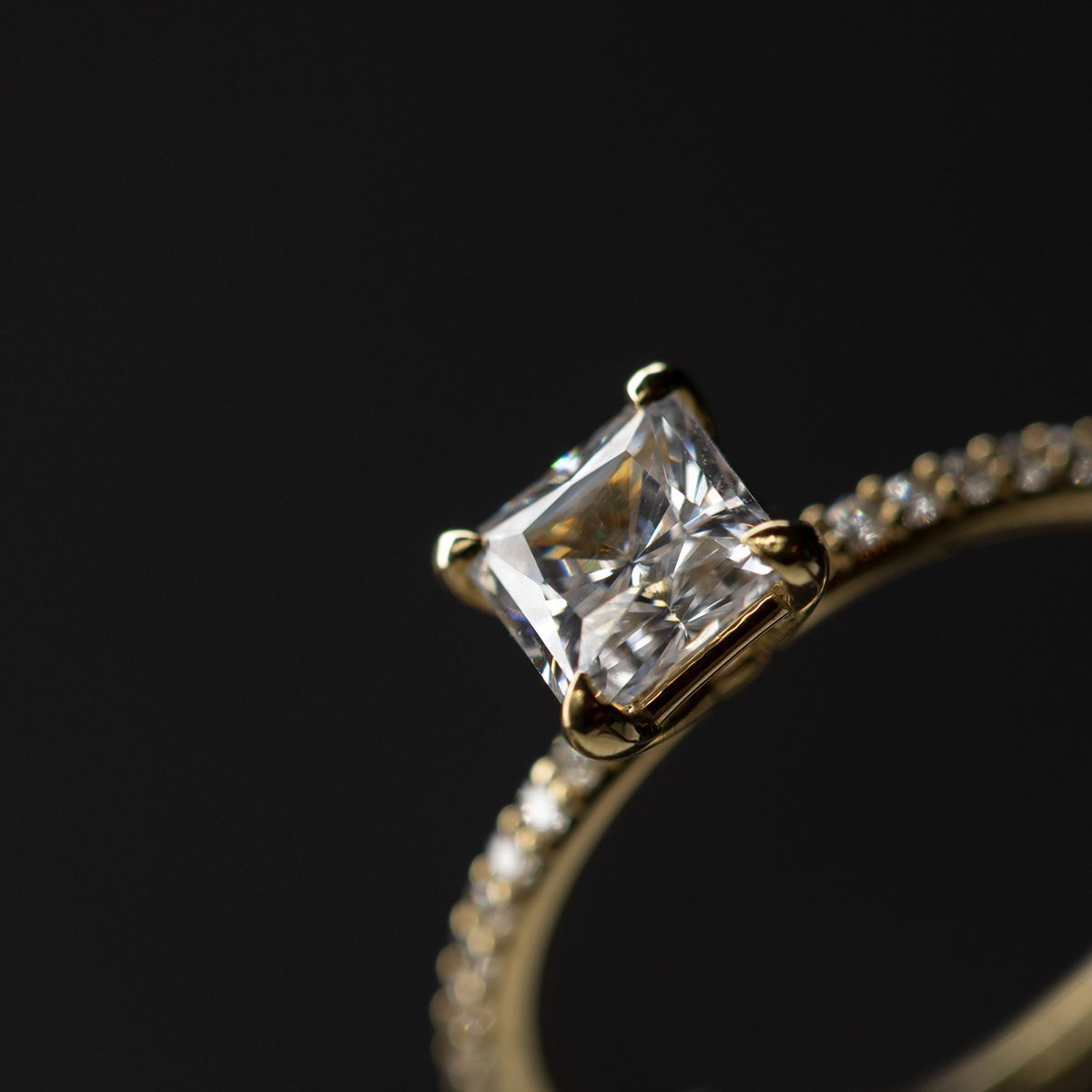 Anillo Pavé - bodhana