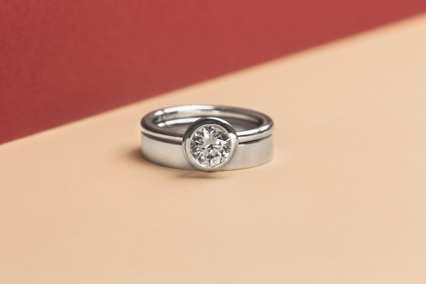 Anillo Solitario Bezel - bodhana