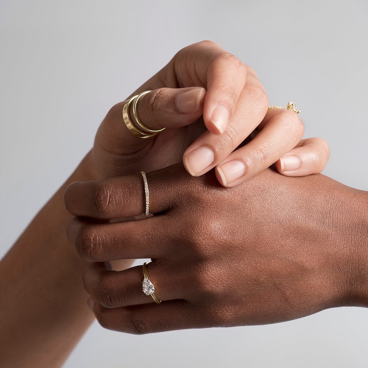 Anillo Solitario estilo "East - West" Horizontal - bodhana
