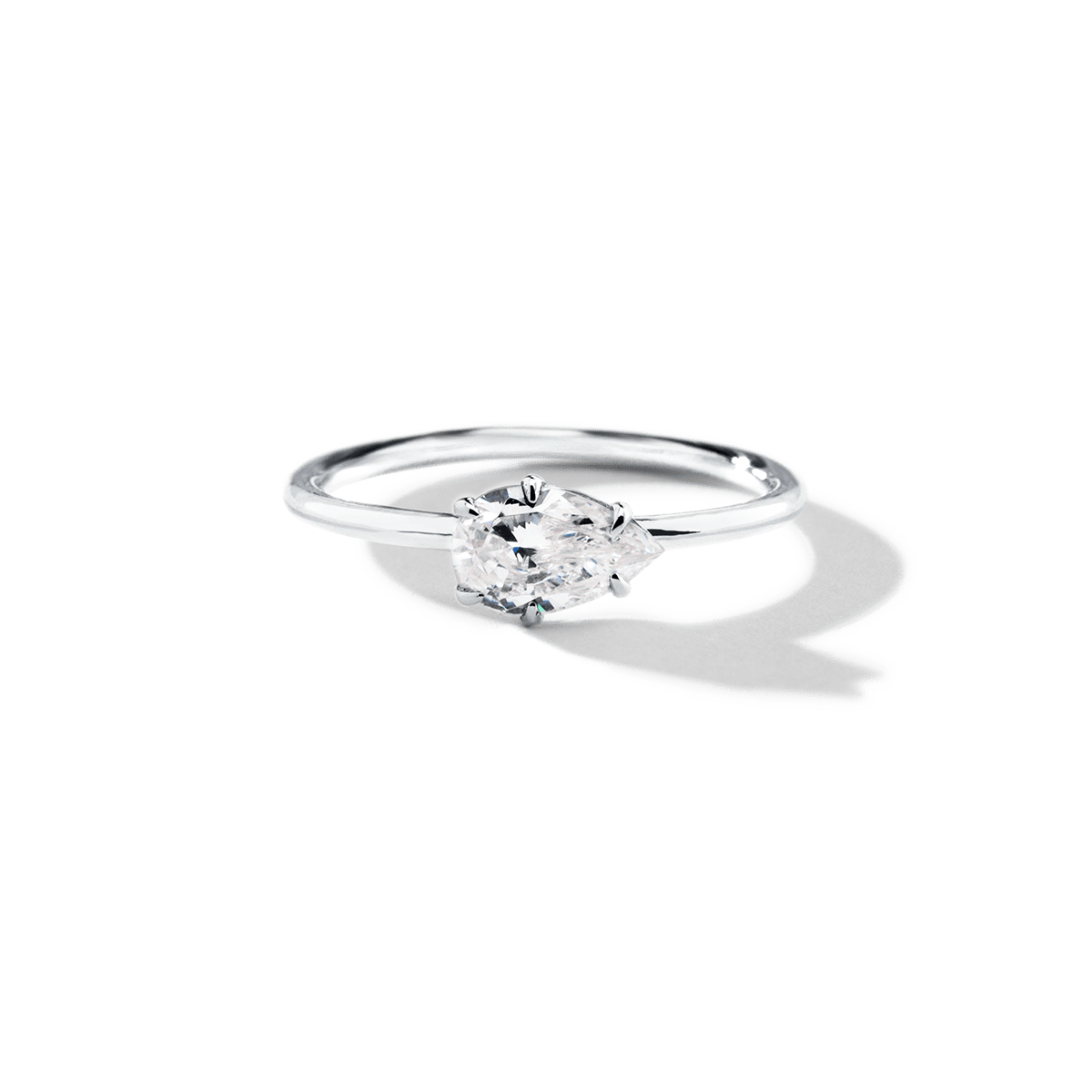 Anillo Solitario estilo "East - West" Horizontal - bodhana