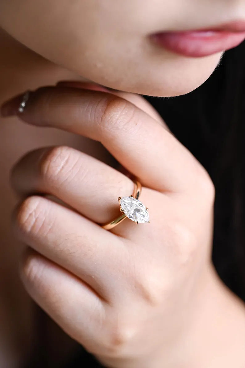 1 ct Anillo de compromiso con diamante Corte Marquise Oro de 14k