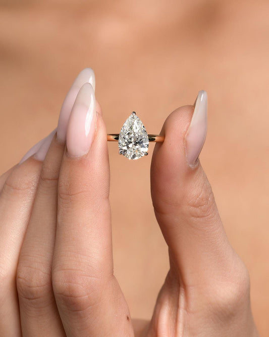 2 ct Anillo de compromiso con diamante Corte pera Oro 14k - BODHANA