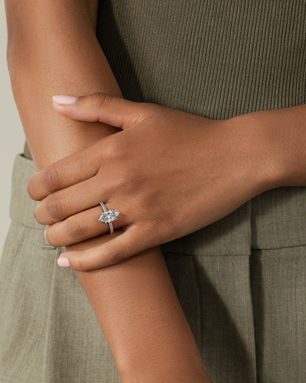 Anillo Dafne