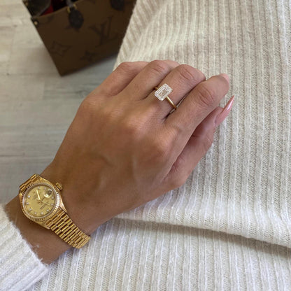 3.00 ct Anillo de compromiso con diamante corte esmeralda en oro sólido de 14k - BODHANA