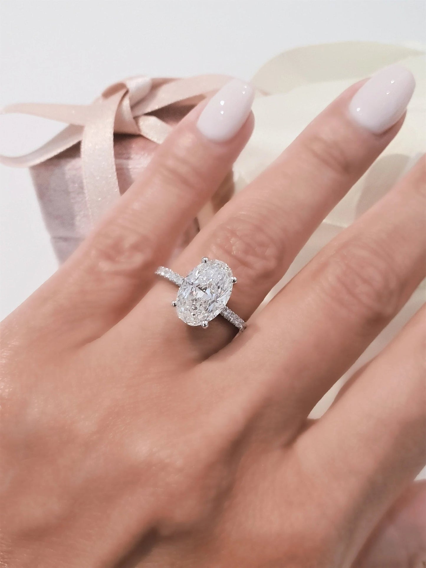 3.01 ct Diamante Lab Corte Oval VVS2 F - BODHANA