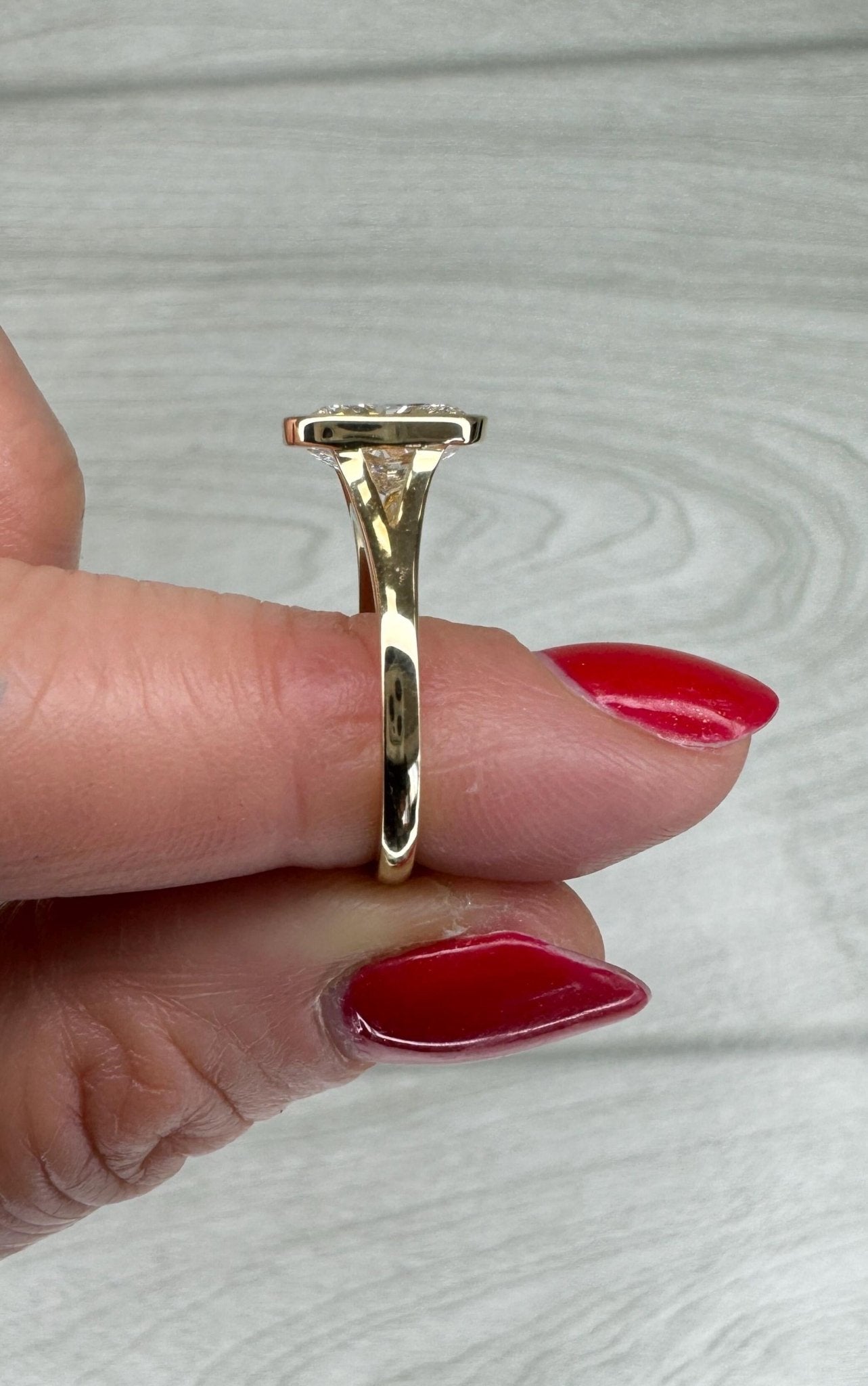 3 ct Anillo de compromiso con diamante Cojín Oro 14k - BODHANA