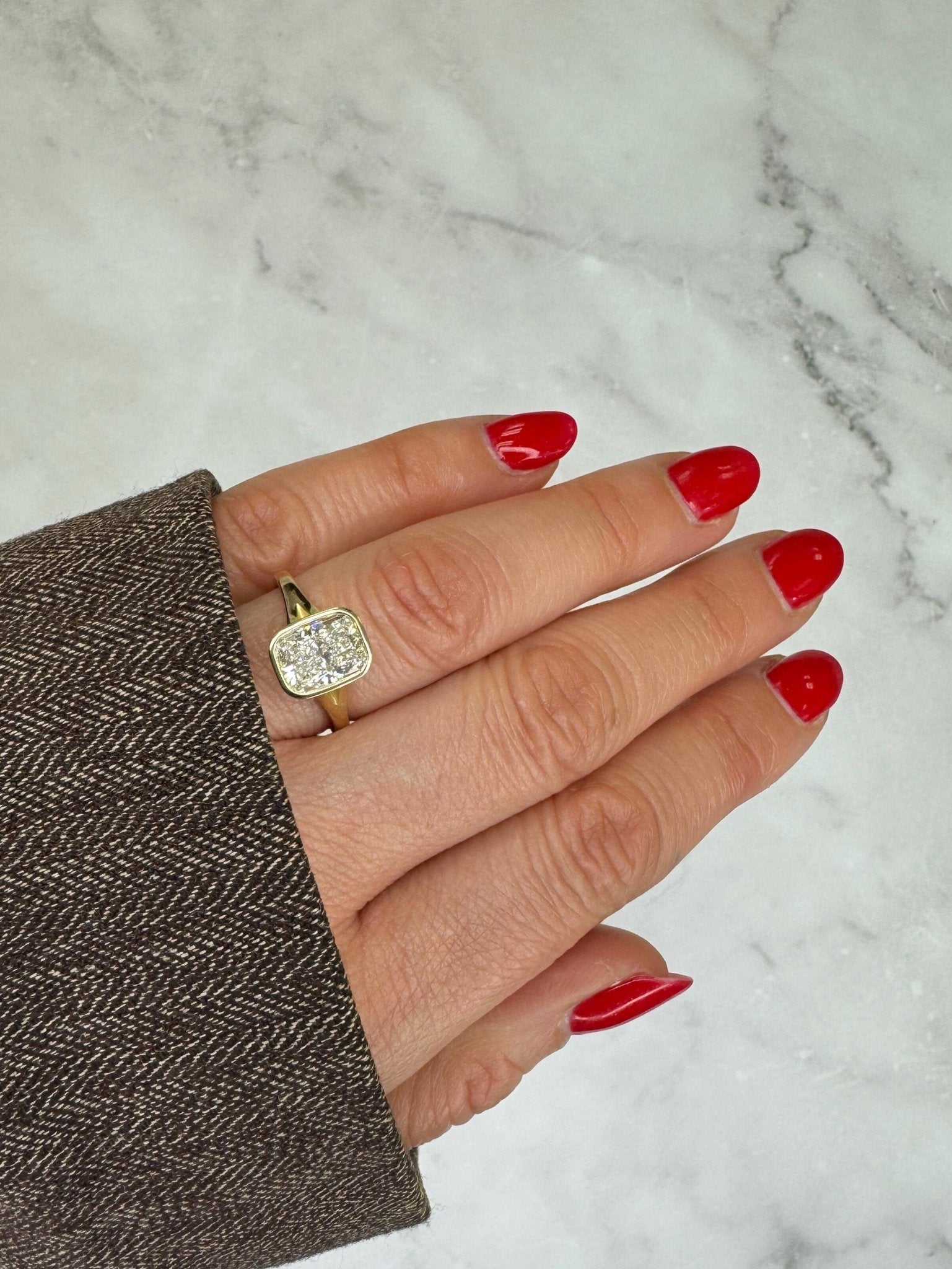 3 ct Anillo de compromiso con diamante Cojín Oro 14k - BODHANA