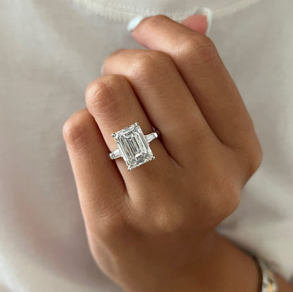7 ct Anillo de compromiso con diamante Corte Esmeralda Oro 14k - BODHANA