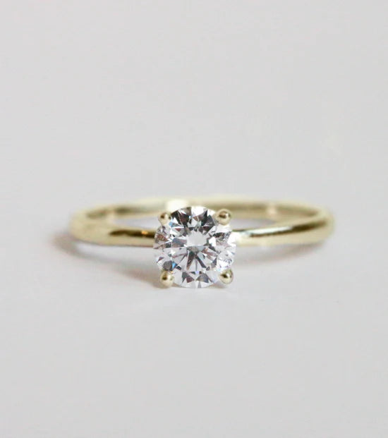 Anillo de Compromiso en Plata 925 con Diamante 0.40 ct