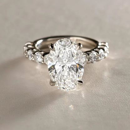 5 ct Anillo de compromiso con diamante Ovalado Oro 14K