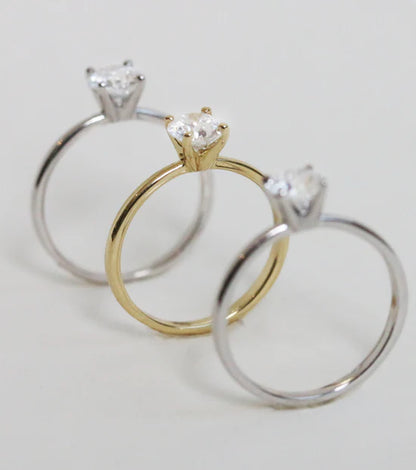 Anillo de Compromiso en Plata 925 con Diamante 0.40 ct