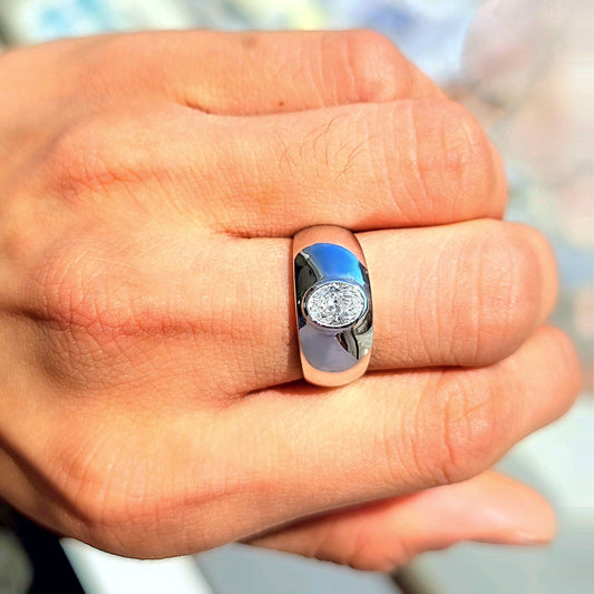 Anillo de Compromiso para Hombre de Corte Ovalado de 1 Quirate con Montura de Bezel