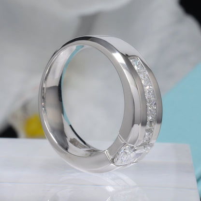 Anillo de Compromiso para Hombre con Diamante Radiante de 3.20 Quilates