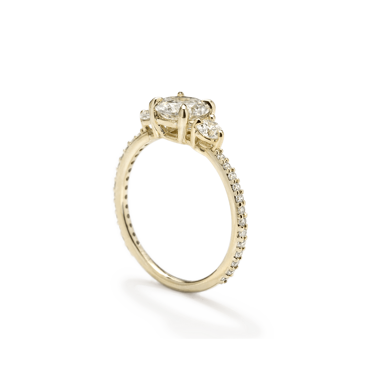 Anillo Diamantes Laterales y Pavé - bodhana
