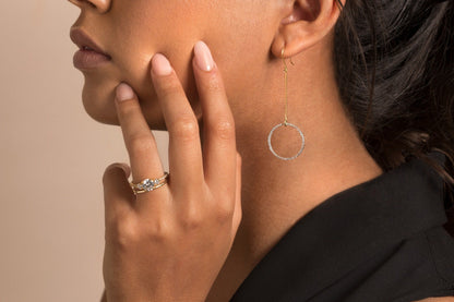 Anillo Diamantes Laterales y Pavé - bodhana