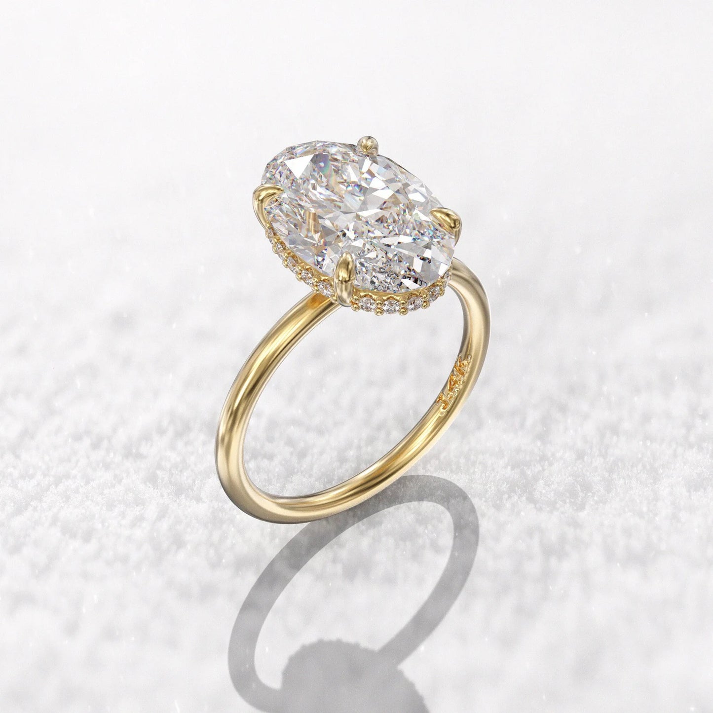 Anillo de Compromiso Oval Hidden Halo 2 ct en Oro 14k