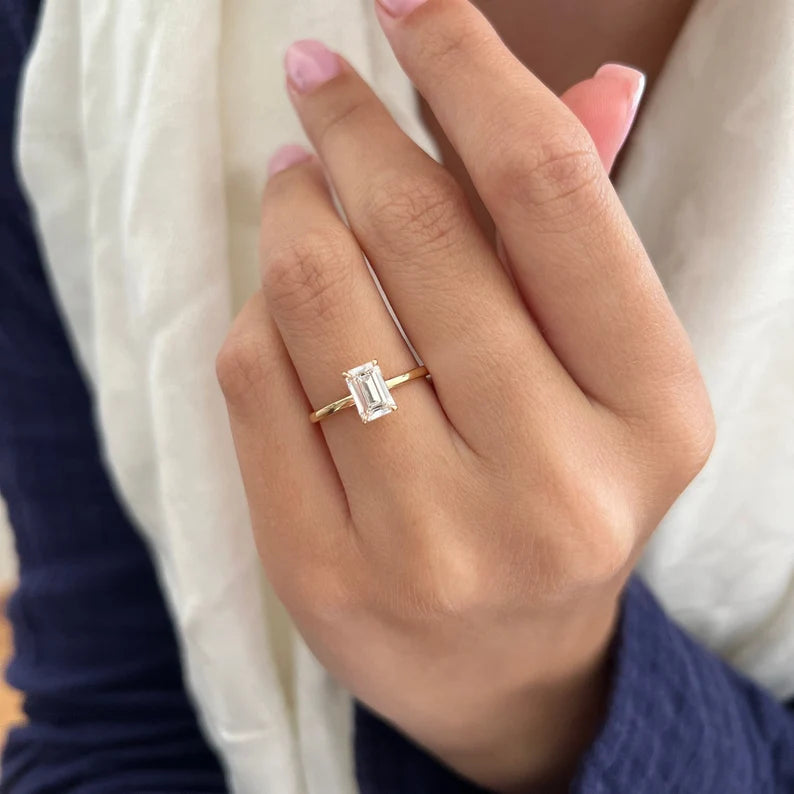 1 ct Anillo de compromiso con diamante Esmeralda Oro 14 K