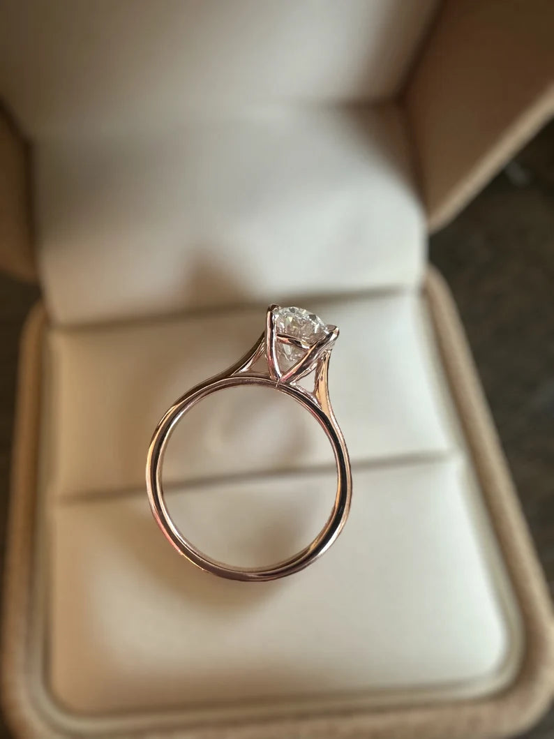 10.20 ct Anillo de compromiso con diamante ovalado en oro 14k