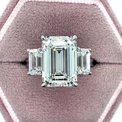 6 ct Anillo de compromiso con diamante Corte esmeralda Oro 14k
