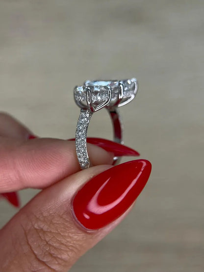6.55 ct Anillo de compromiso con diamante Corte Radiante y Pera Oro 14k