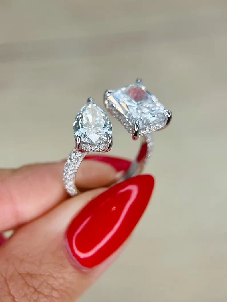 6.55 ct Anillo de compromiso con diamante Corte Radiante y Pera Oro 14k
