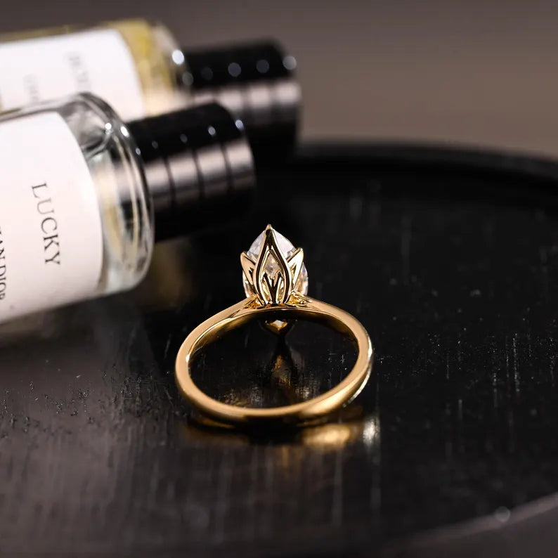 1 ct Anillo de compromiso con diamante Corte Marquise Oro de 14k