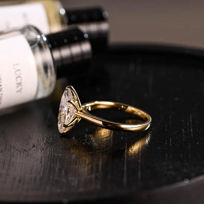 1 ct Anillo de compromiso con diamante Corte Marquise Oro de 14k