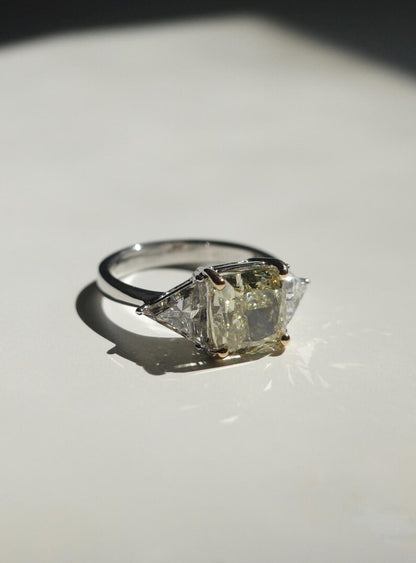 5 ct Anillo de compromiso con diamante Cojín Oro 14K