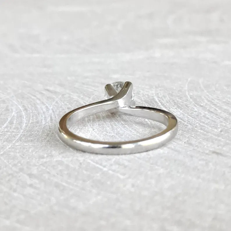 Anillo de Compromiso en Plata Fina 925 Diamante 0.50 ct