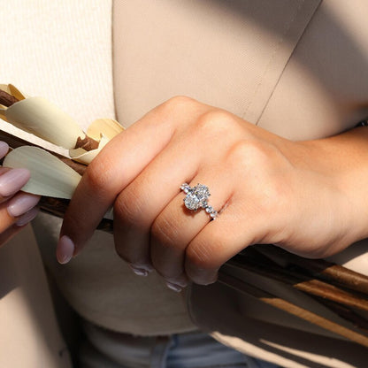 5 ct Anillo de compromiso con diamante Ovalado Oro 14K