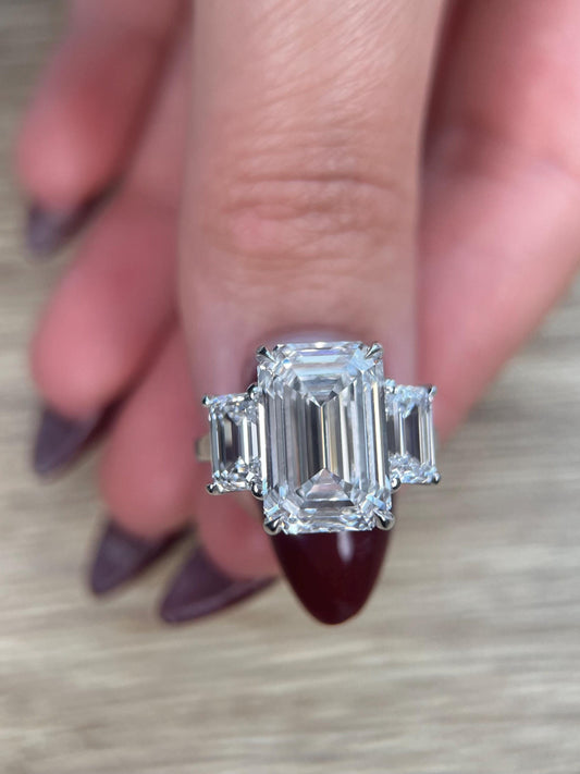 Gran Diamante, Anillo de Compromiso de Diamante Creado en Laboratorio de 6 Ct en Forma de Esmeralda E/VVS2 en Oro Blanco de 14k Certificado por IGI, Anillo de Tres Piedras, Corte de Esmeralda