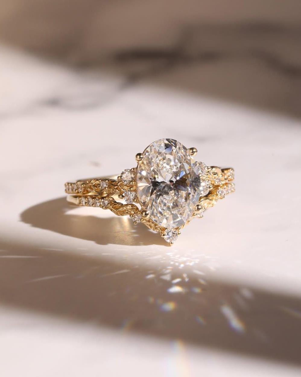Set Portofino — Anillo de compromiso ovalado de 3 ct + Argolla de matrimonio