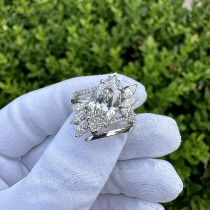 Anillo Santorini — Diamante marquesa de 3 ct con cluster asimétrico en oro 14k