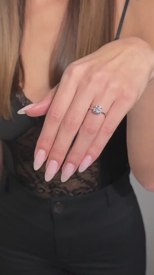 2 ct Anillo de compromiso con diamante corte redondo en oro de 14k