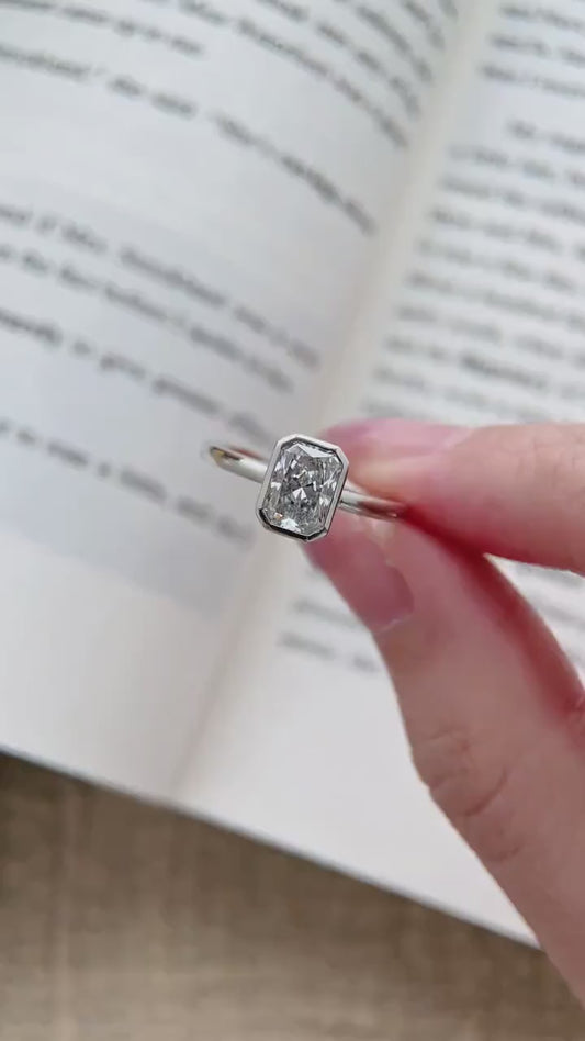 1 ct Anillo de compromiso con diamante corte radiante oro 14K