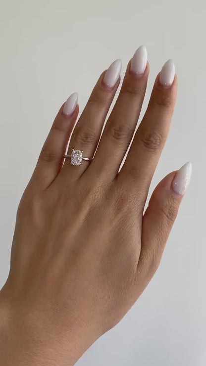 2.10 ct Anillo de compromiso con diamante corte almohada alargada oro de 14k
