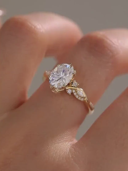 Anillo París — Diamante oval de 2 ct en oro 14k
